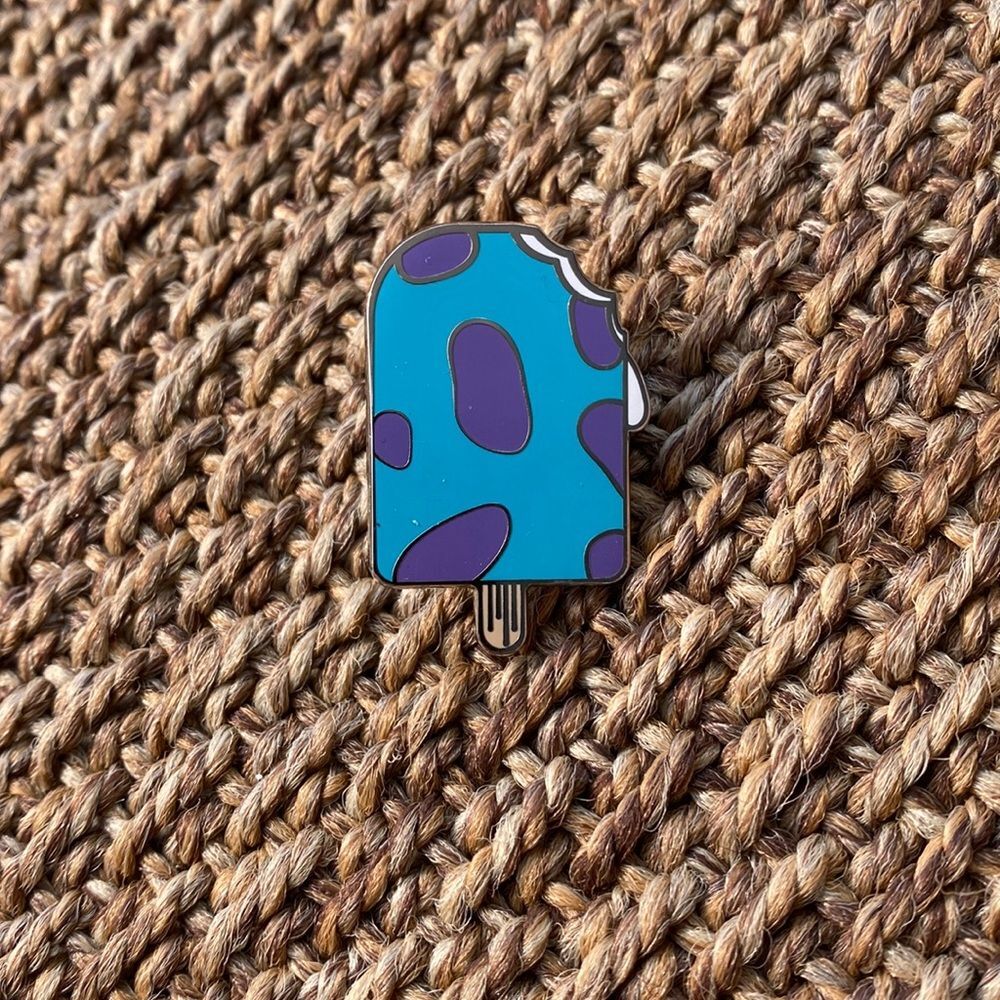 Sulley monsters inc ice cream popsicle disney pin